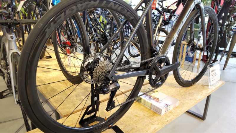 BONTRAGER AEOLUS RSL 37 TLR Disc ホイール