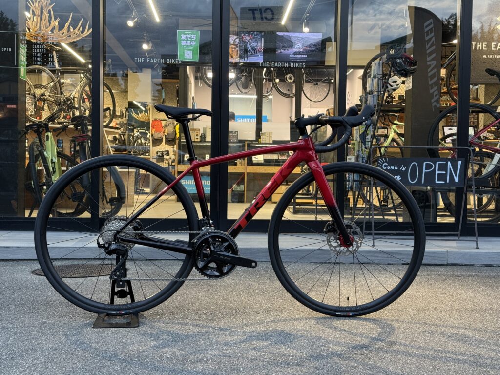 TREK ÉMONDA ALR 5｜軽量アルミロードの魅力を、今こそ手に入れるチャンス！